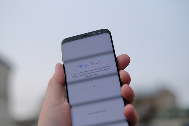 "Bixby : ce que nous promet le nouvel assistant vocal de Samsung"