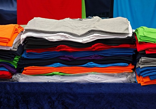 Entreprise : pourquoi offrir des t-shirts personnalisés ?